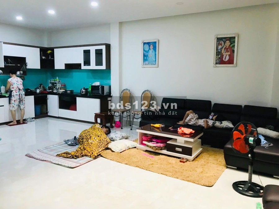 Nhà đẹp kiên cố 4 tầng, diện tích sử dụng 91m2. Cống Lỡ, P.15, Quận Tân Bình giá 7,9 tỷ