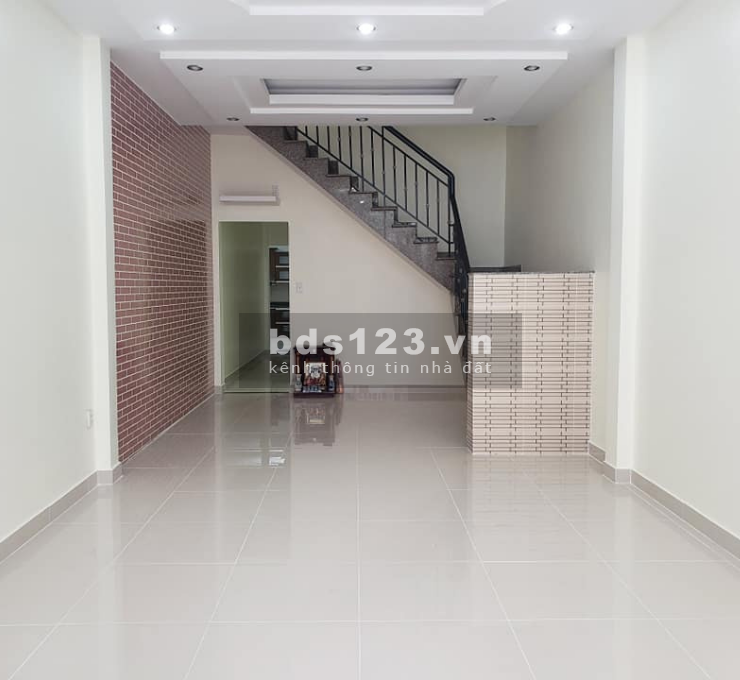 Nhà nguyên căn hẻm xe hơi 2 tầng Lý Thường Kiệt, Quận Gò Vấp dtsd 115m2 giá 8,2 tỷ TL