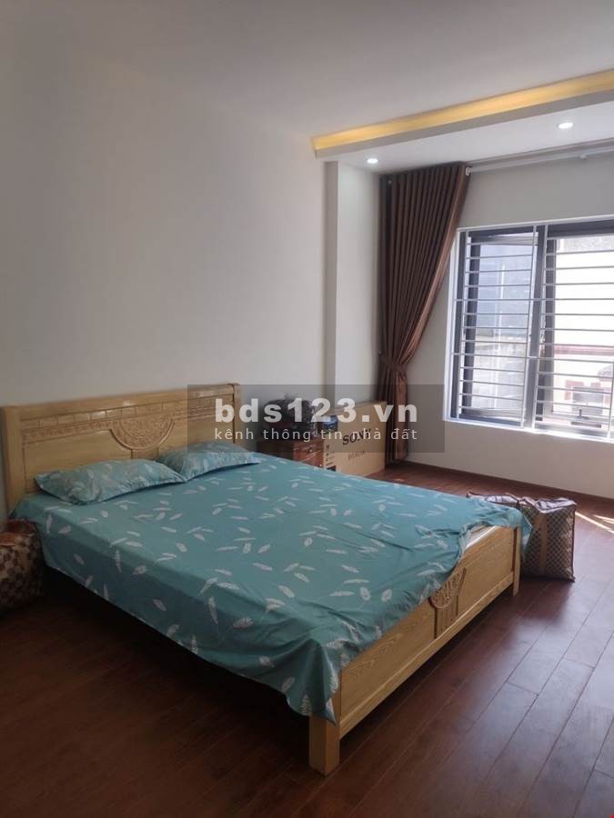 Bán nhà, Trần Thái Tông, 47m, lô góc, 7 chỗ vào nhà giá bán chỉ 6.25 tỷ sổ đỏ sẵn sàng giao nhanh