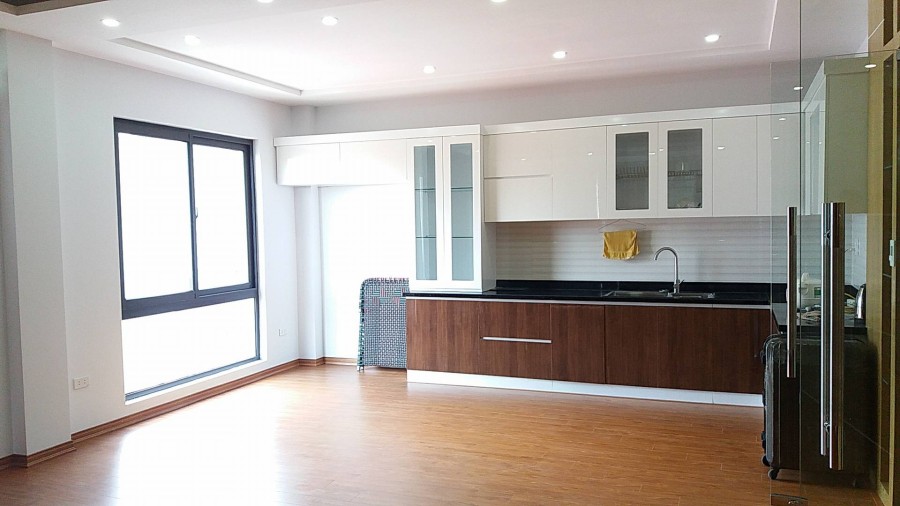 Chính chủ bán nhà 521 Trương Định, Thịnh Liệt 48m2, kinh doanh, 5 tầng mới, 5.3 tỷ ô tô đỗ