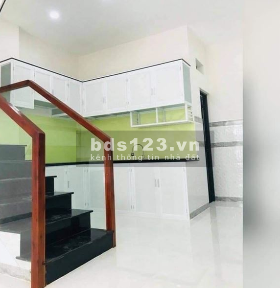 Chính chủ bán gấp nhà mới 3 tầng 3pn Lê Văn Quới giá bán chỉ 2,6 tỷ sổ hồng riêng, lhcc