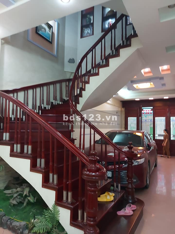 Bán 1 căn phân lô duy nhất diện tích sử dụng 65m2 – Ngõ 61 Phùng Chí Kiên chỉ hơn 10 tỷ