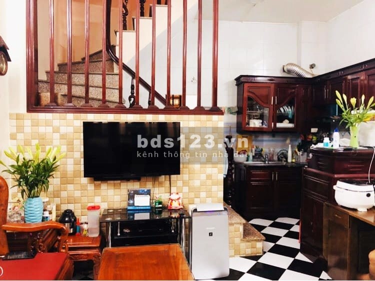 Ngôi nhà đẹp Hai Bà Trưng, Hà Nội, DT 32m2 x 5 tầng, MT 4,7m