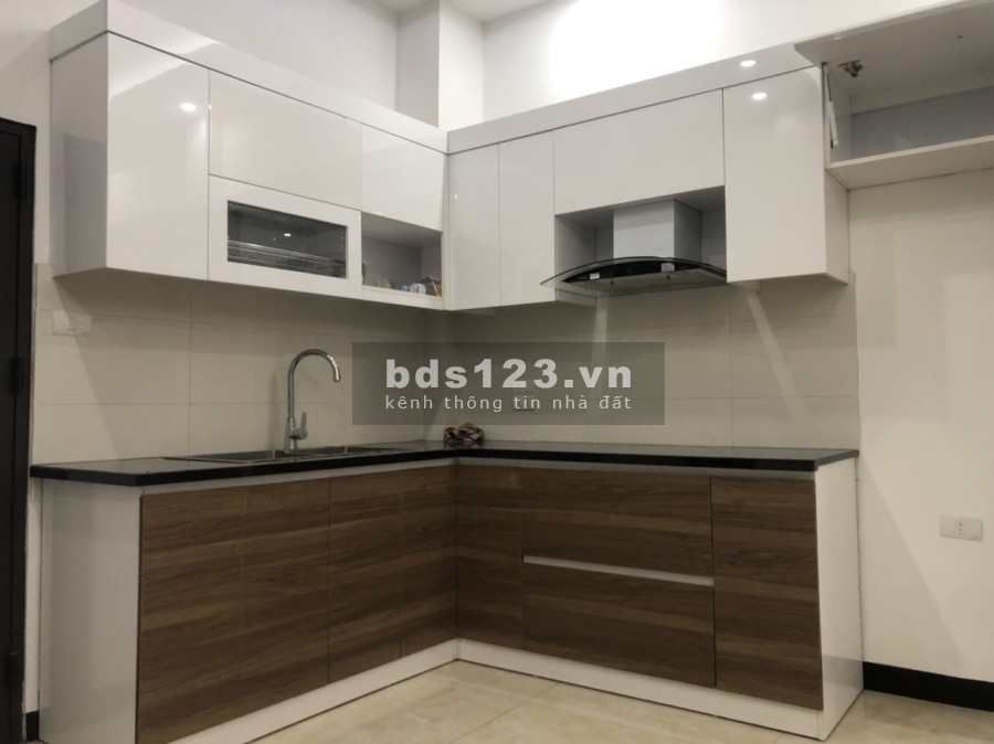 (Cực hiếm) - bán nhà Cầu Giấy, 3 bước ra phố, tiện ích ngập tràn MT 4,2m, 50m2 giá tốt