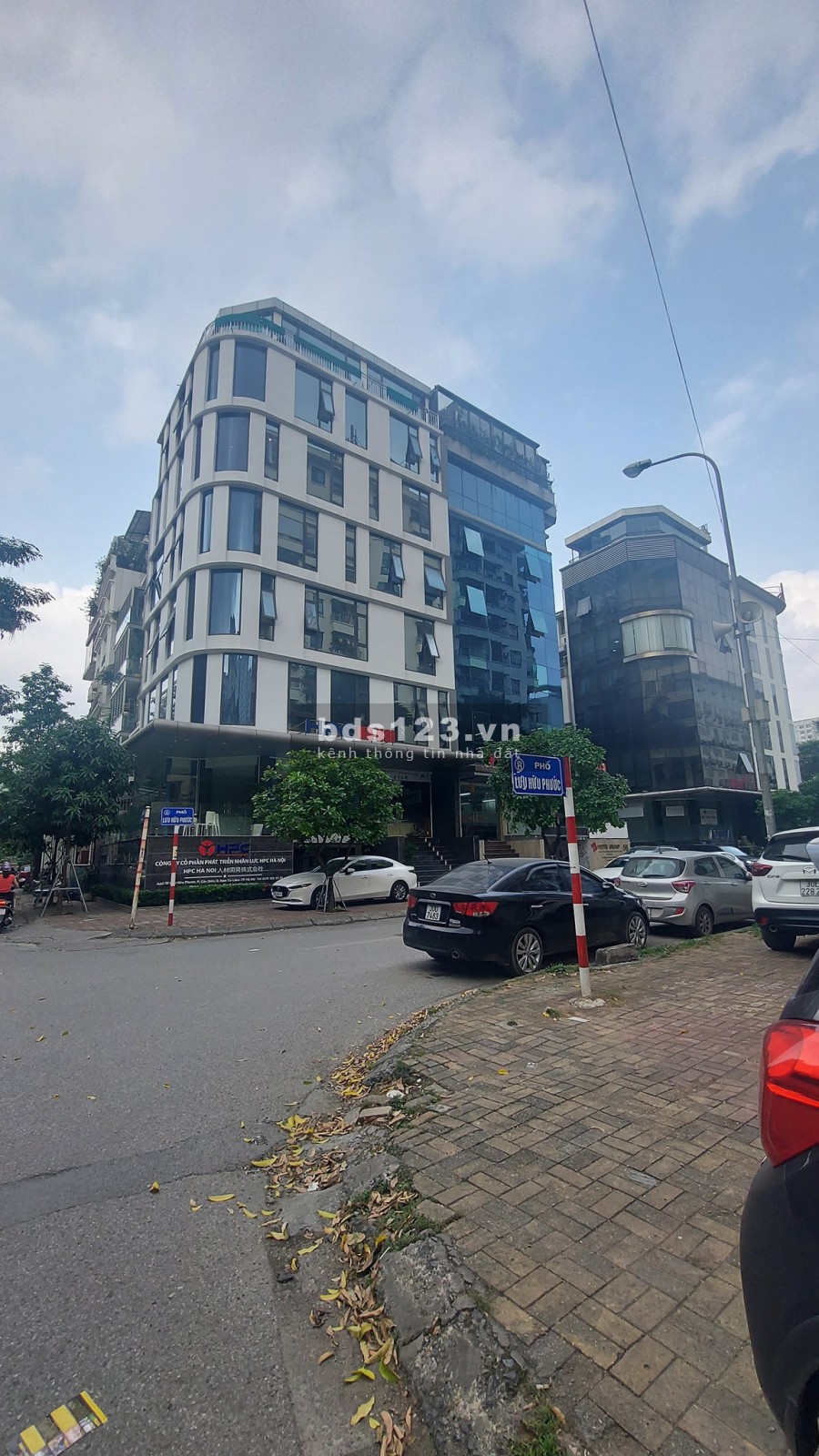 Bán biệt thự phố Nguyễn Cơ Thạch, ô tô tránh, kinh doanh, dt 132m2, 4 tầng giá bán 17 tỷ