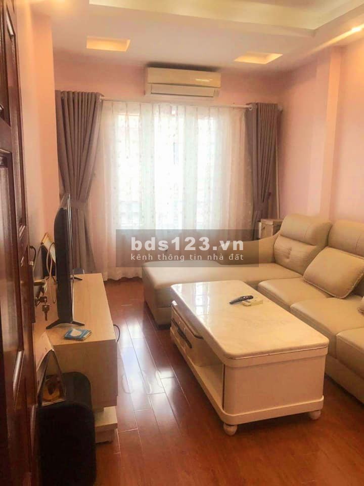Bán nhà Quận Hoàng Mai, giá rẻ dtsd 40m2, 5 tầng kinh doanh ô tô tránh, giá bán 4 tỷ