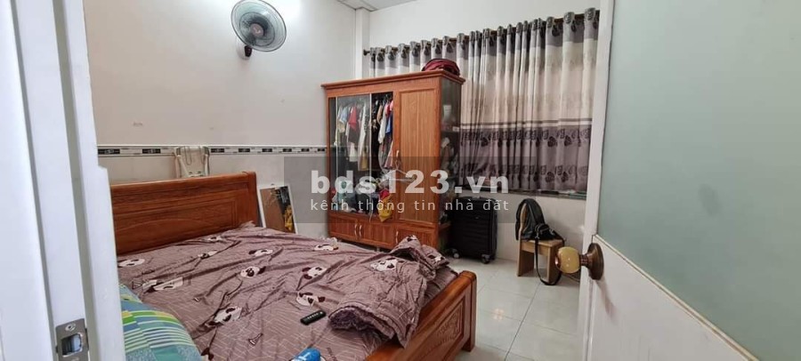 Cần tiền Bán gấp nhà Lê Liễu Tân Phú giá rẻ chỉ 76 triệu/m2 liên hệ 0896721788