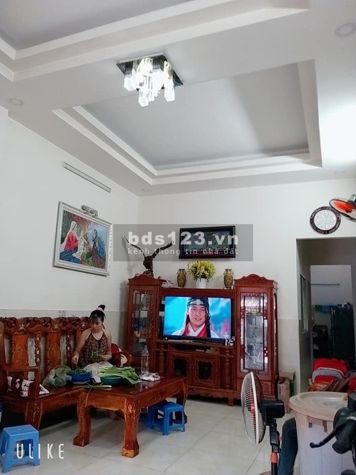 Bán Nhà Lê Liễu Tân Phú diện tích 46m2 2 tầng BTCT giá rẻ chỉ 4 Tỷ liên hệ 0896721788