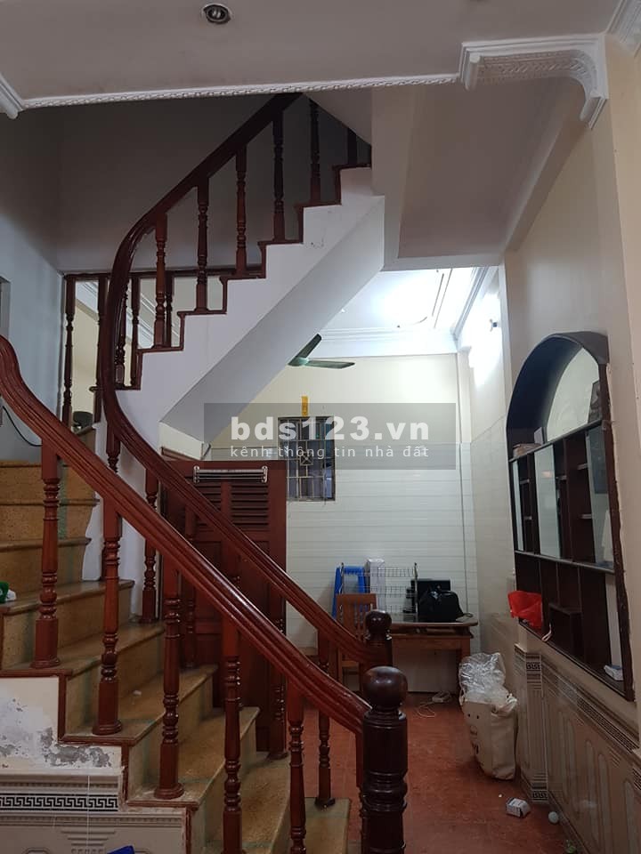 Bán nhà phố Hào Nam Đống Đa, nhà chủ tự xây, đầy đủ công năng, dt 35m2, 4 tầng