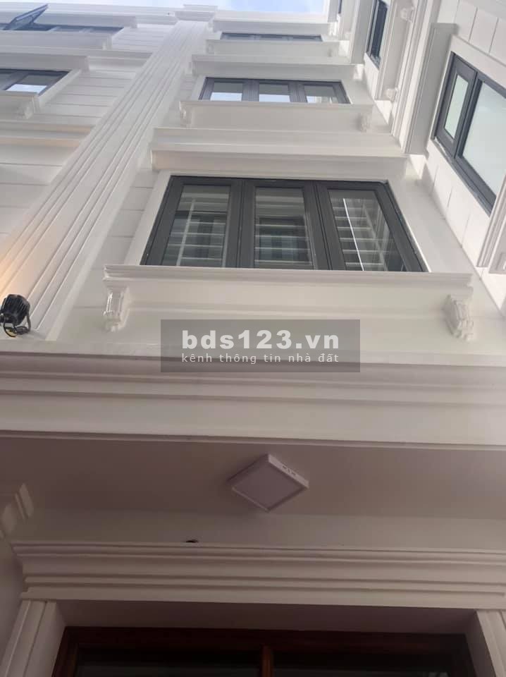 Siêu hiếm phố Quan Hoa Cầu Giấy, ngõ rộng giá nhỉnh 4 tỷ, có thương lượng lh 0967048813