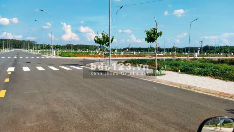 Nhanh tay sở hữu lô đất mặt tiền đối diện khu công nghiệp ViSip 2 giá bán 960 triệu