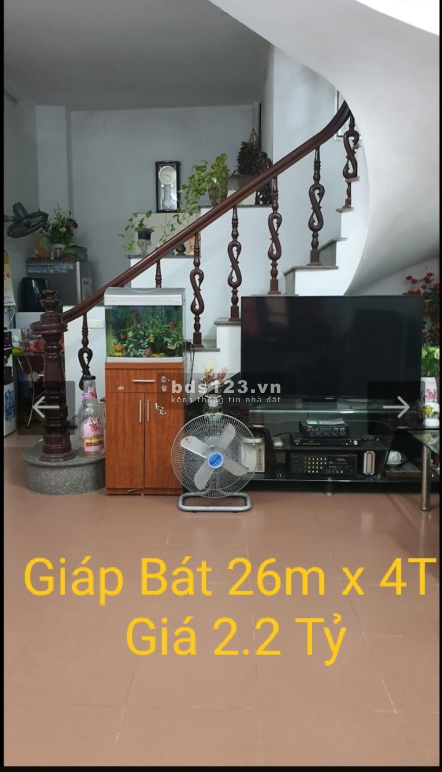 Giáp Bát diện tích 26m2, 4 tầng đúc giá 2.2 tỷ, gần phố, ngõ rộng, có vô vàn tiện ích, sổ sẵn
