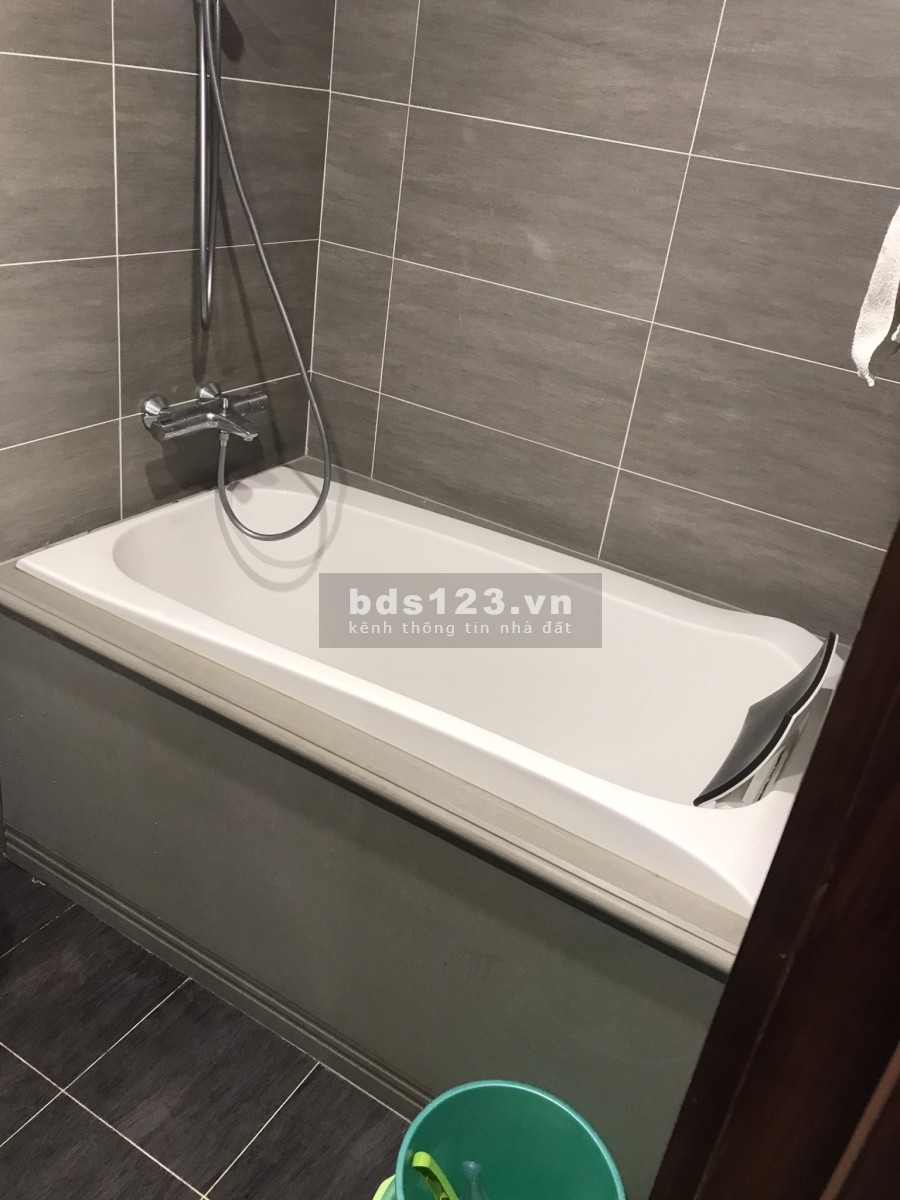Chính chủ cho thuê căn hộ giá rẻ 2 phòng ngủ full đồ. Nội thất đẹp và hiện đại.12,000