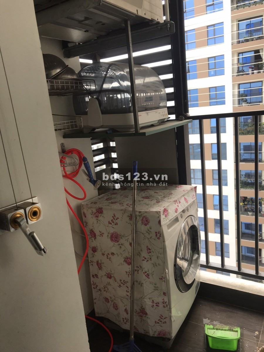 Chính chủ cho thuê căn hộ giá rẻ 2 phòng ngủ full đồ. Nội thất đẹp và hiện đại.12,000