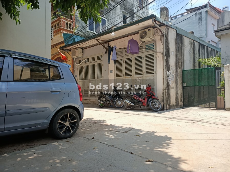 Bán đất Đại Mỗ Nam Từ Liêm, hàng xóm của Vin diện tích 40m2, giá chỉ nhỉnh 2 tỷ, pháp lý chuẩn