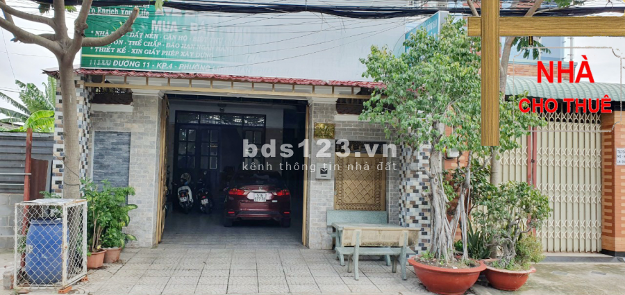 Nhà nguyên căn diện tích 6 x 30, kết cấu gồm 1 trệt 1 lầu, 4PN, 3wc, Thủ Đức Cho thuê