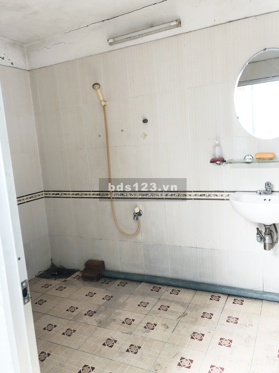 Nhà vị trí đẹp, Kinh doanh tốt, mặt tiền đường 22/12 Thuận An khu sầm uất, xe ra vào nhiều
