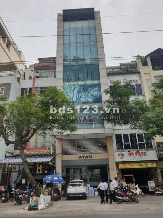 Bán tòa nhà mặt phố Tây Hồ, diện tích 178m2 đúc 9 tầng mặt tiền 7m1 vỉa hè kinh doanh