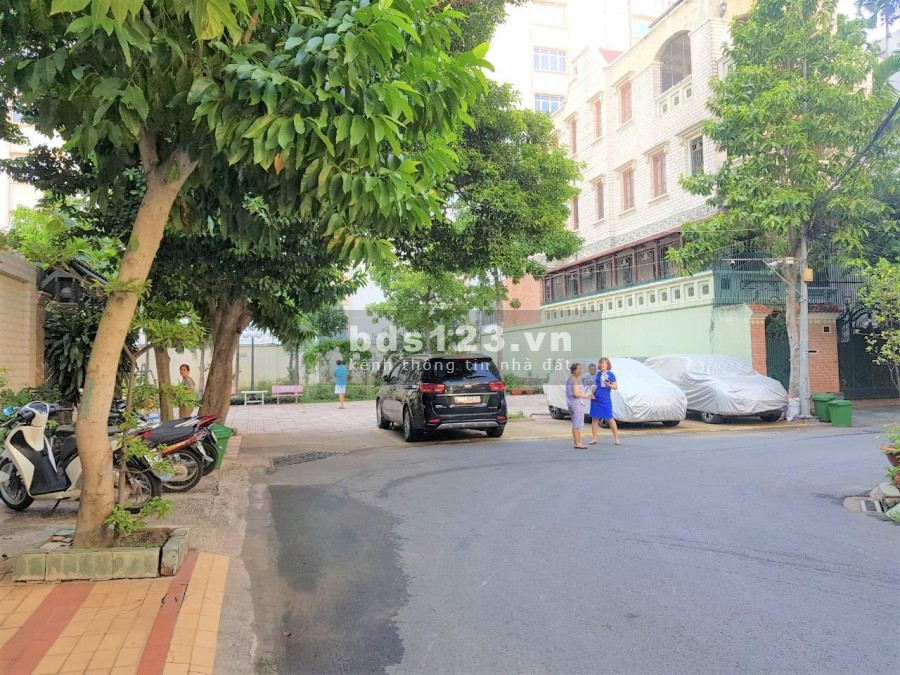 Phòng 3.5 triệu, diện tích 16m2, ở được 4 - 6 người phòng rộng thông thoáng, khu an ninh