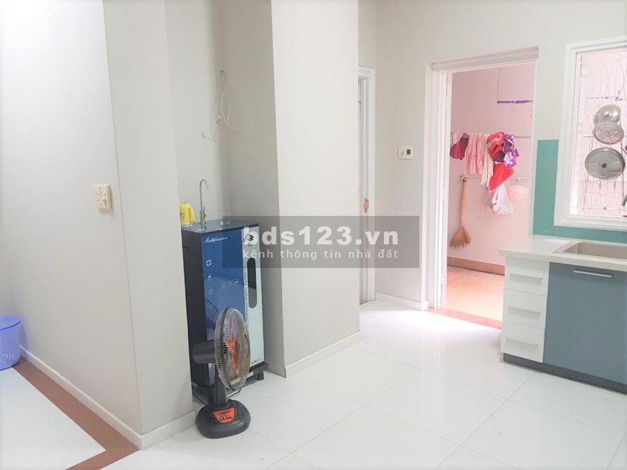 Phòng 3.5 triệu, diện tích 16m2, ở được 4 - 6 người phòng rộng thông thoáng, khu an ninh