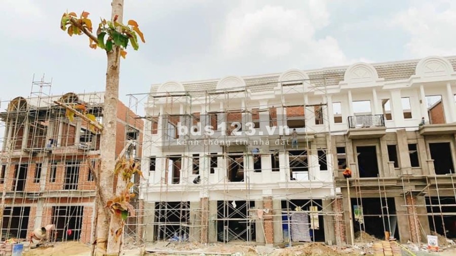 Dự án Century City giá gốc CĐT đả ra sổ từng nền ngân hàng hỗ trợ 70% LH: 0937.678.269