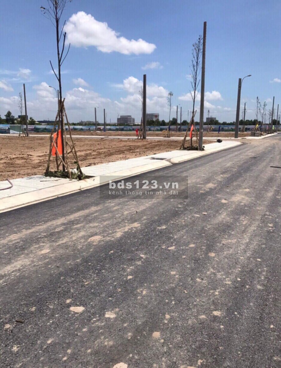 Bán lô đất diện tích 1070m2, ngang 15m gần Khu Công Nghiệp 6300 ha giá bán 420 triệu