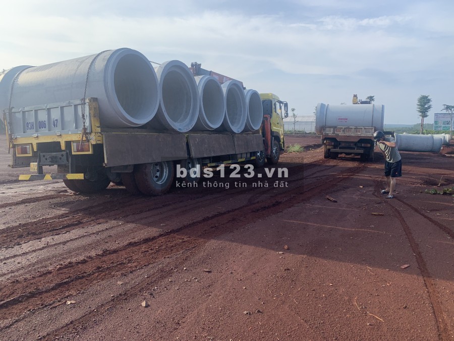 Bán Đất Cách Trung Tâm Thành Phố Đồng Xoài 20km mặt tiền DT741 gía bán chỉ 4 triệu/m2