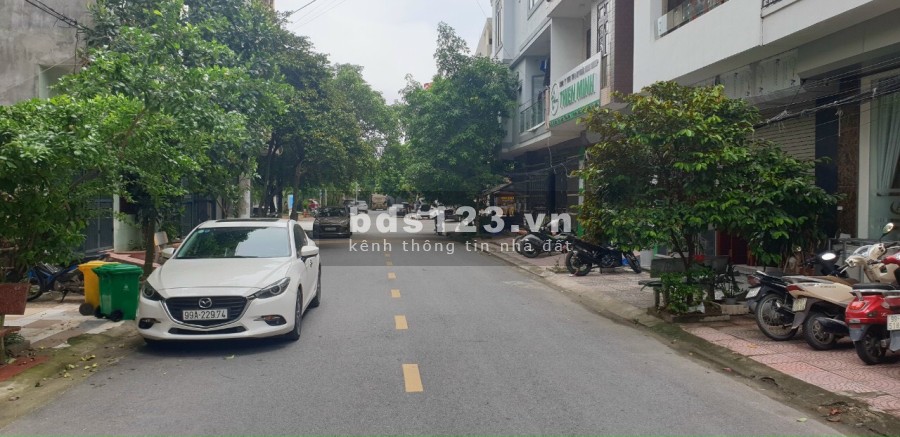 Chính chủ gửi bán lô đất diện tích 76.5m2, đường Hoàng Văn Thái Đại Phúc Bắc Ninh