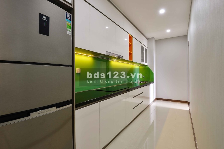 Cần Cho Thuê gấp Căn 2 pn dtsd 86m2 full Nội thất giá chỉ 18 triệu/tháng Bao PQL, có suất ô tô