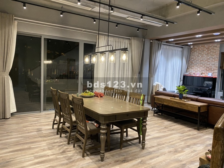 Cần bán căn hộ sân vườn giá 28.5 tỷ, cc Đảo Kim Cường, 3 pn, dt 100m2, lh 0937835266