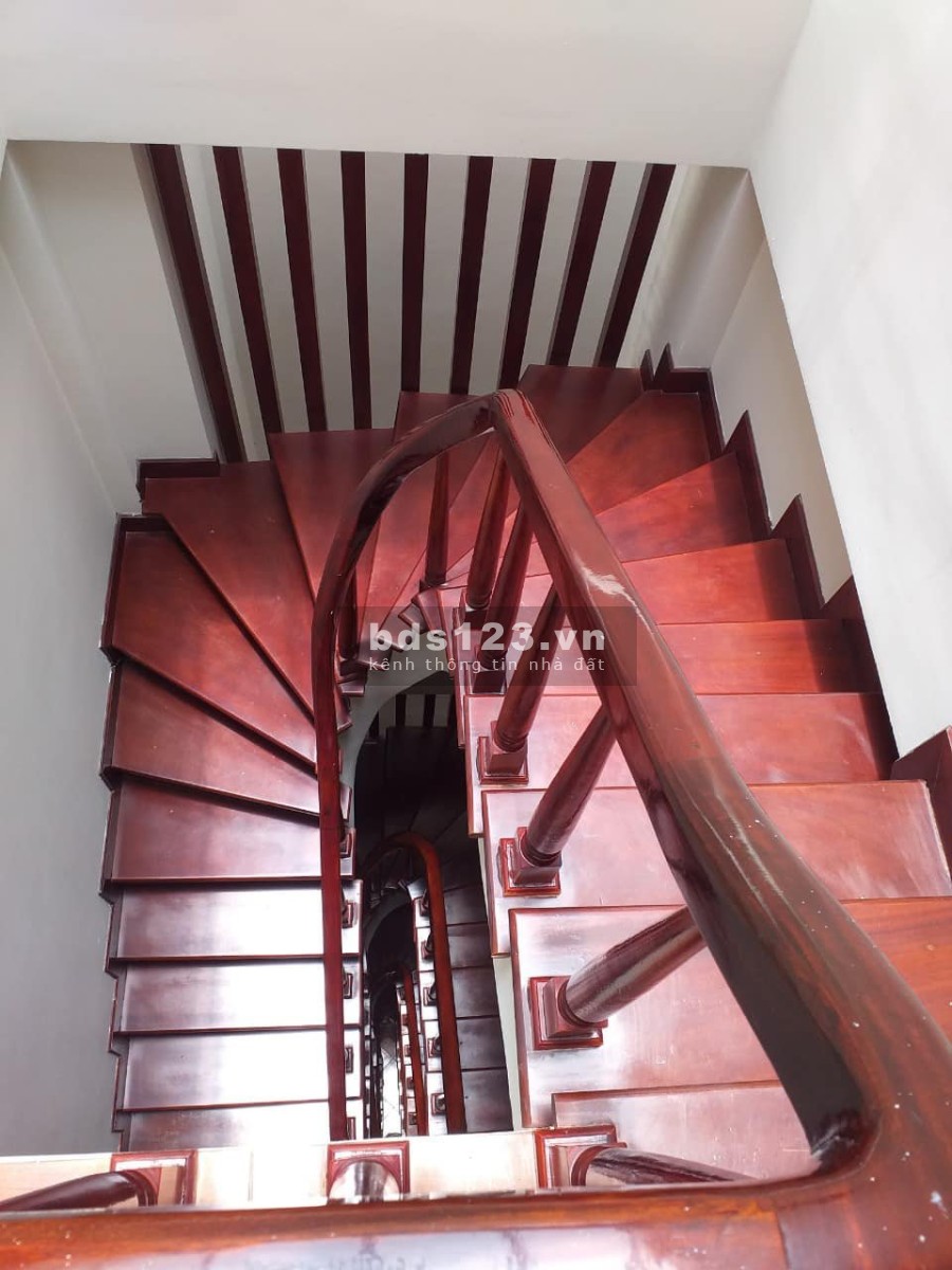 Bán nhà cực rẻ mặt đường Mậu Lương, Quận Hà Đông, dtsd 40m2, 4 tầng, ô tô vào nhà giá 2.1 tỷ