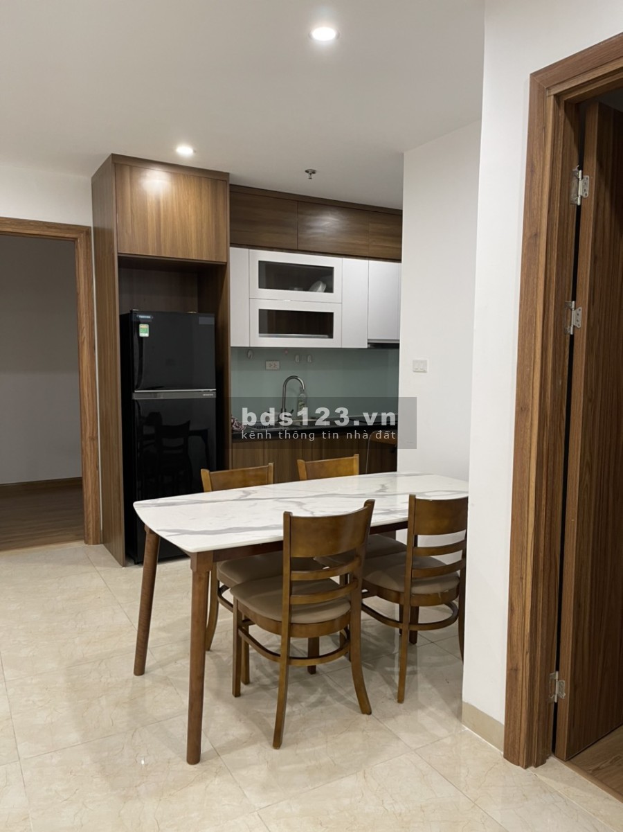 Chính chủ cho thuê CHCC Center Point 110 Cầu Giấy, 3pn full đồ, nhà mới 13tr/1 tháng LH: 0903296691