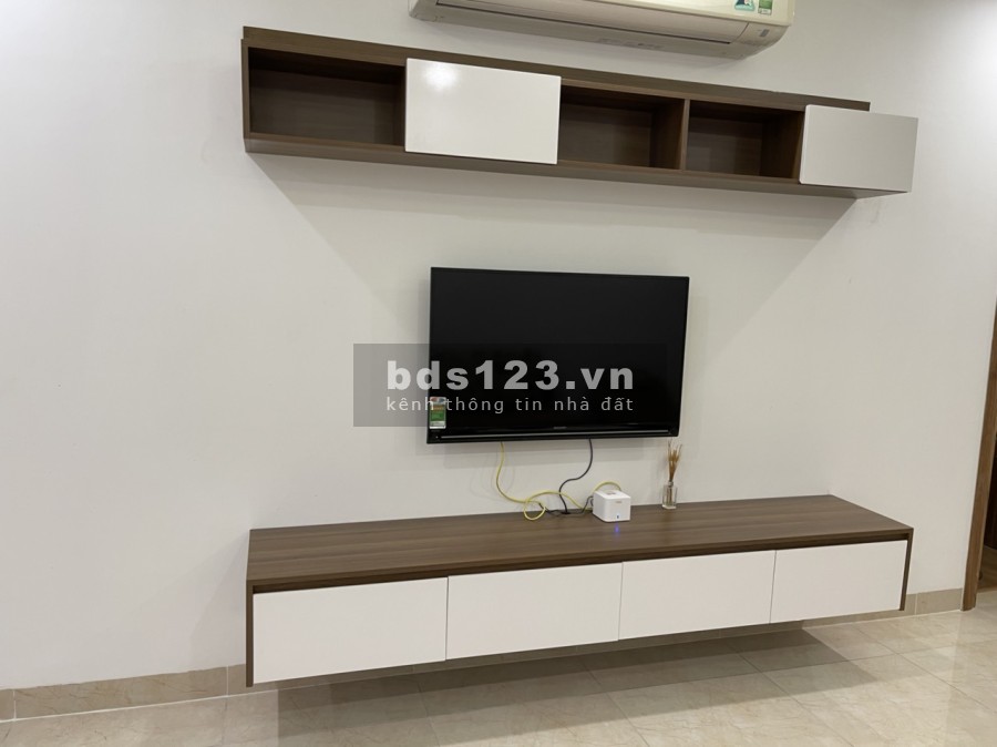 Chính chủ cho thuê CHCC Center Point 110 Cầu Giấy, 3pn full đồ, nhà mới 13tr/1 tháng LH: 0903296691