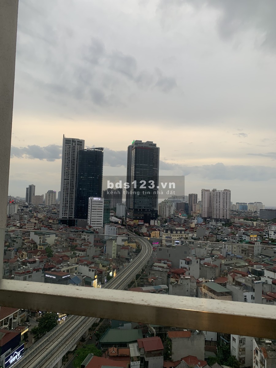 Chính chủ cho thuê CHCC Center Point 110 Cầu Giấy, 3pn full đồ, nhà mới 13tr/1 tháng LH: 0903296691