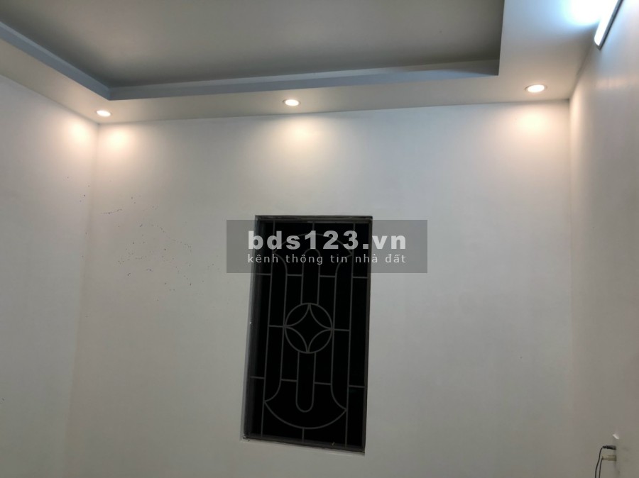 Bán nhà 2 tầng ngõ thông Lạch Tray Hải Phòng, dt 38,3m2, diện tích sử dụng 109m2