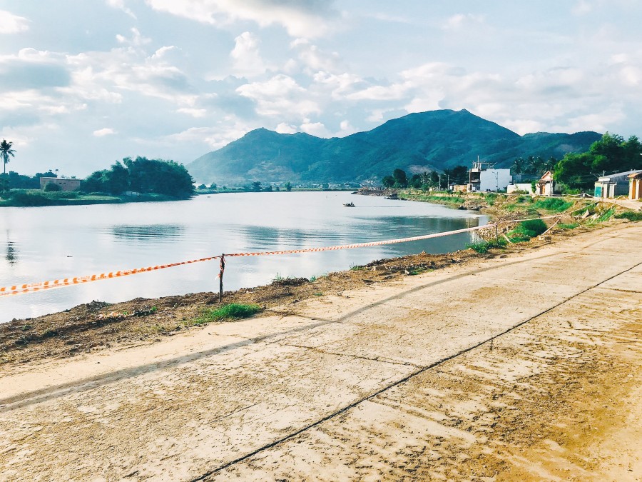 Chính Chủ Bán Cắt Lỗ Lô Đất Tâm Huyết, Sát Sông, Vĩnh Ngọc - Nha Trang.