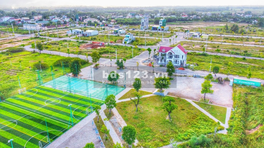 Bán đất nền thổ cư mặt tiền Nguyễn Công Phương, ngay trung tâm thành phố Quãng Ngãi