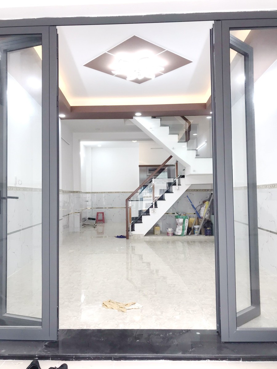 Nhà mới, vị trí đẹp, hẻm xe hơi Âu Dương Lân Phường 3 Quận 8 liên hệ 0934643031