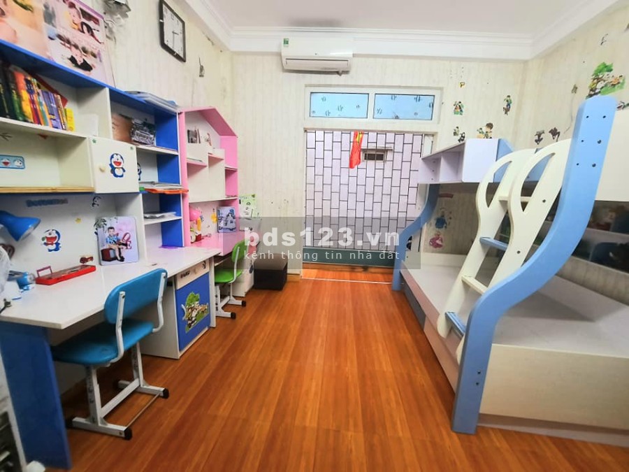 Bán nhà đẹp khu phân lô tập thể Xuân Đỉnh - Phạm Văn Đồng 4 phòng ngủ, 2.3 tỷ