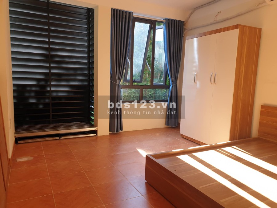 Bán nhà 6 tầng ô tô đỗ cửa 65m2 ngõ 79 Dương Quảng Hàm giá 11,3 tỷ. LH 0912442669