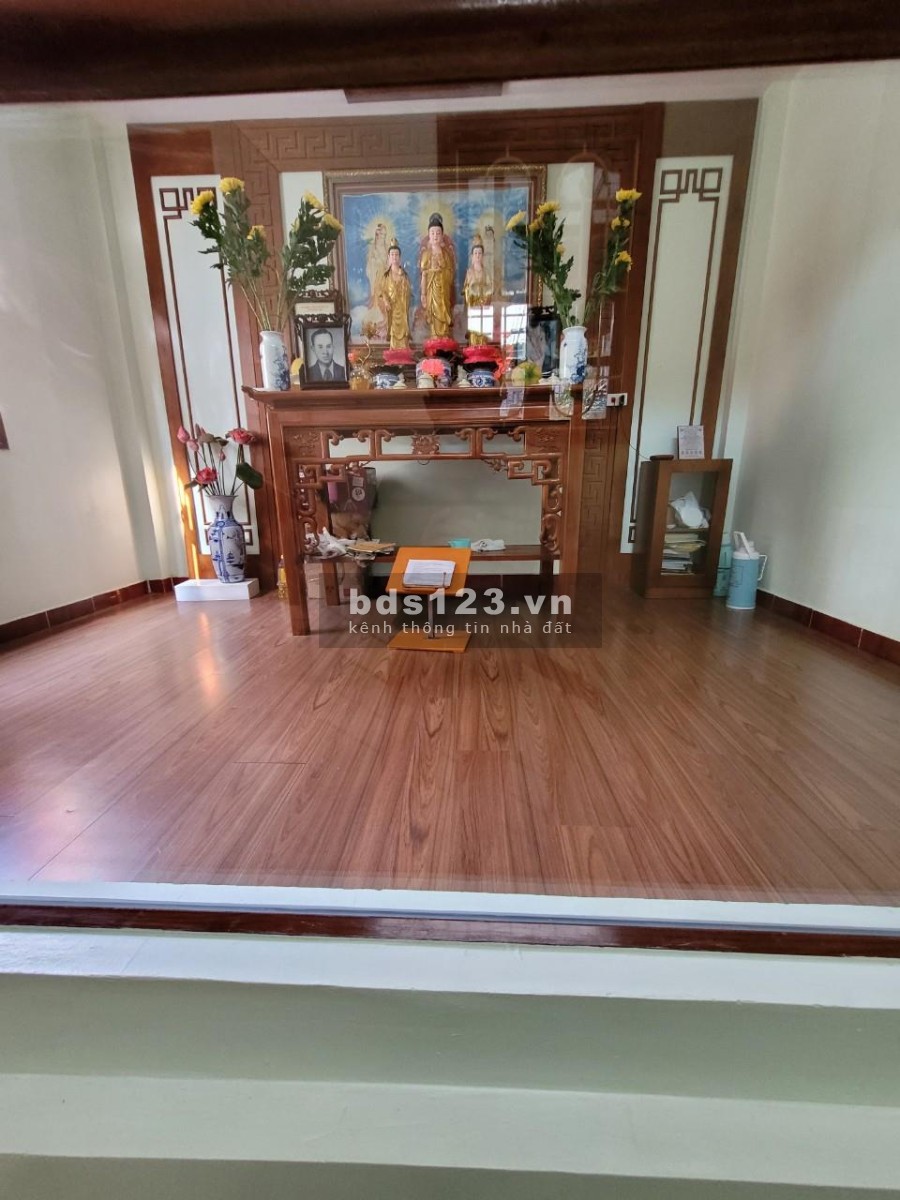 Bán nhà phố Vip Thanh Xuân, 4 ngủ, oto đỗ cửa, sổ đỏ nở hậu giá chỉ 5 tỷ