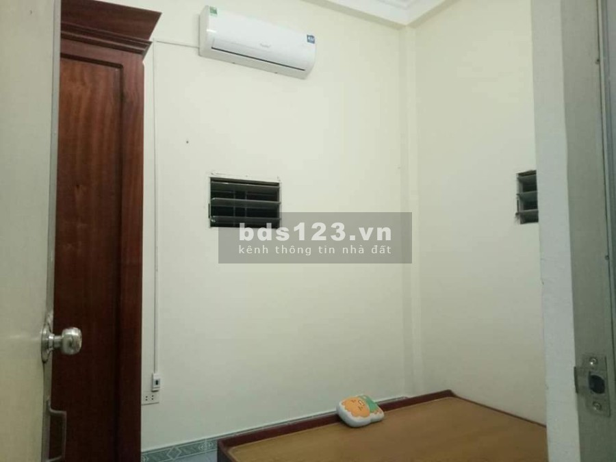 Bán nhà Ngọc Thuỵ Long Biên, diện tích 75m2, 3 tầng, giá bán 3.6 tỷ, sổ đổ nở hậu bàn giao ngay