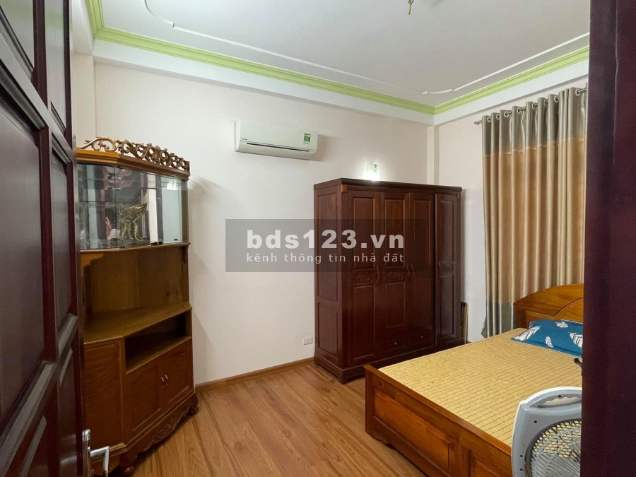 Bán nhà nguyên căn đẹp nhất Mễ Trì Thượng 44 m2 nhỉnh 4 tỷ nội thất lung linh, ở sướng.