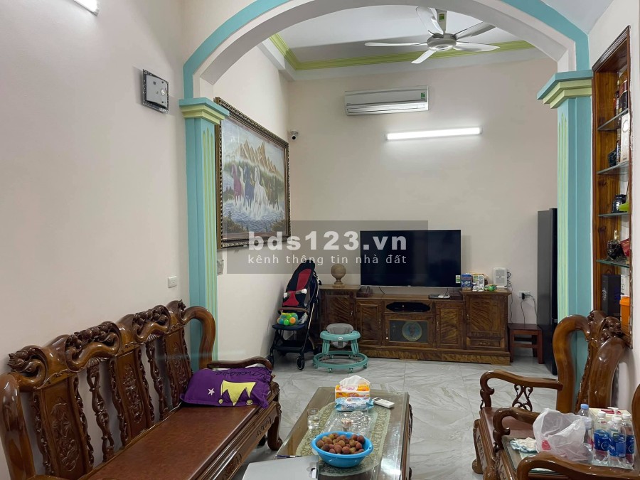 Bán nhà nguyên căn đẹp nhất Mễ Trì Thượng 44 m2 nhỉnh 4 tỷ nội thất lung linh, ở sướng.