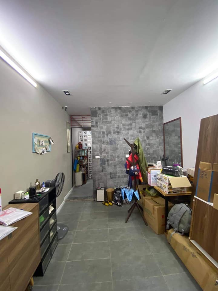 Nhà đẹp, KD, Hoàng Hoa Thám, Ba Đình, 34 m2, 4T, có 3.7 tỷ.lh-0362702666.