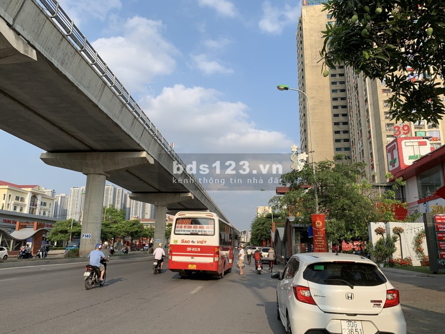 Bán nhà, Kinh doanh nhỏ, Cầu Diễn, diện tích 39m2, 5 tầng, giá hơn 2 tỷ, lh 0985663348