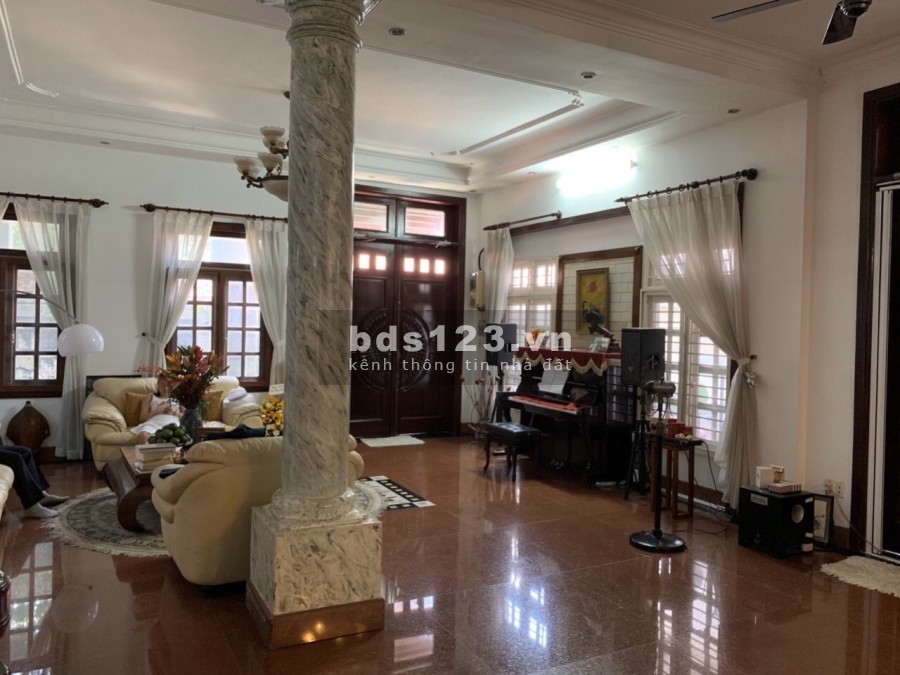 Cho thuê Villa 1 trệt 2 lầu diện tích sử dụng 12x25m phường Thảo Điền Quận 2 giá tốt