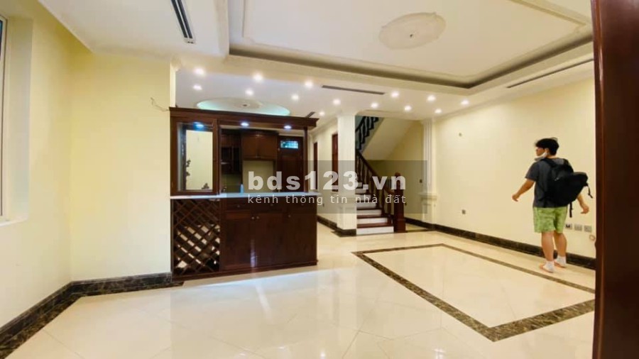 Biệt thự Việt Kiều Châu Âu – Nguyễn Văn Lộc 2 mặt phố, nội thất, an sinh xứng tầm đẳng cấp 19 tỷ 5.