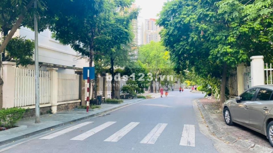 Biệt thự Việt Kiều Châu Âu – Nguyễn Văn Lộc 2 mặt phố, nội thất, an sinh xứng tầm đẳng cấp 19 tỷ 5.