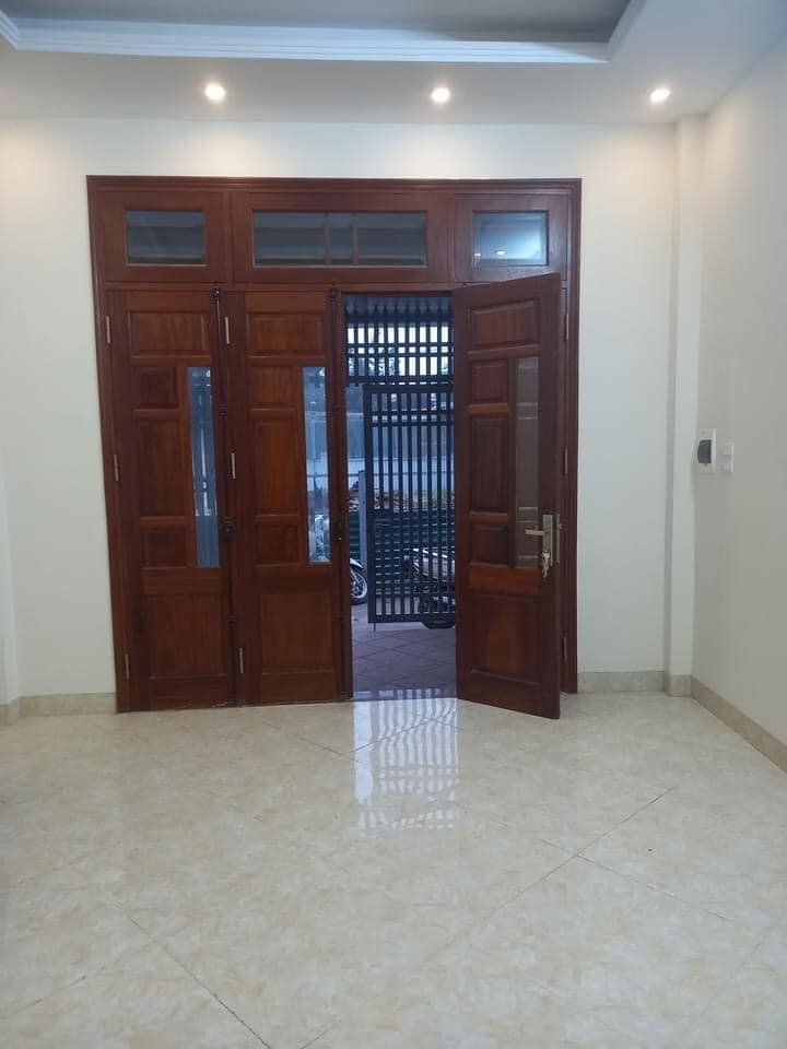 Bán nhà mặt ngõ Đặng Thùy Trâm diện tích 40m2, 5 tầng mặt tiền 4m giá 8 tỷ, lh 0902224679